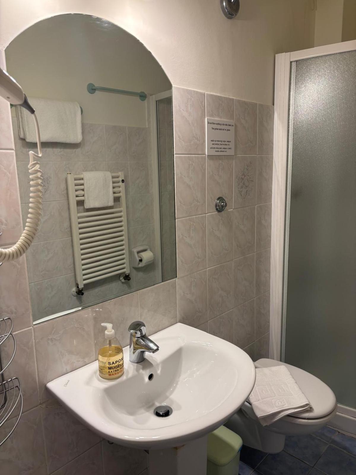 Girasole House Hotel Florence Phòng bức ảnh